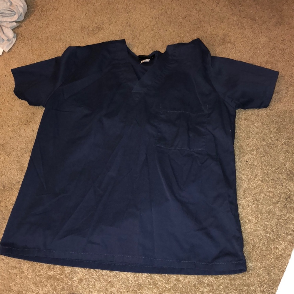 Scrub top